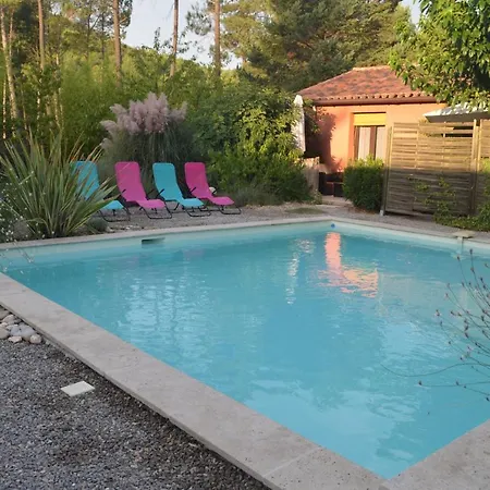 Gite Les Esparrus Villecroze Exterior photo